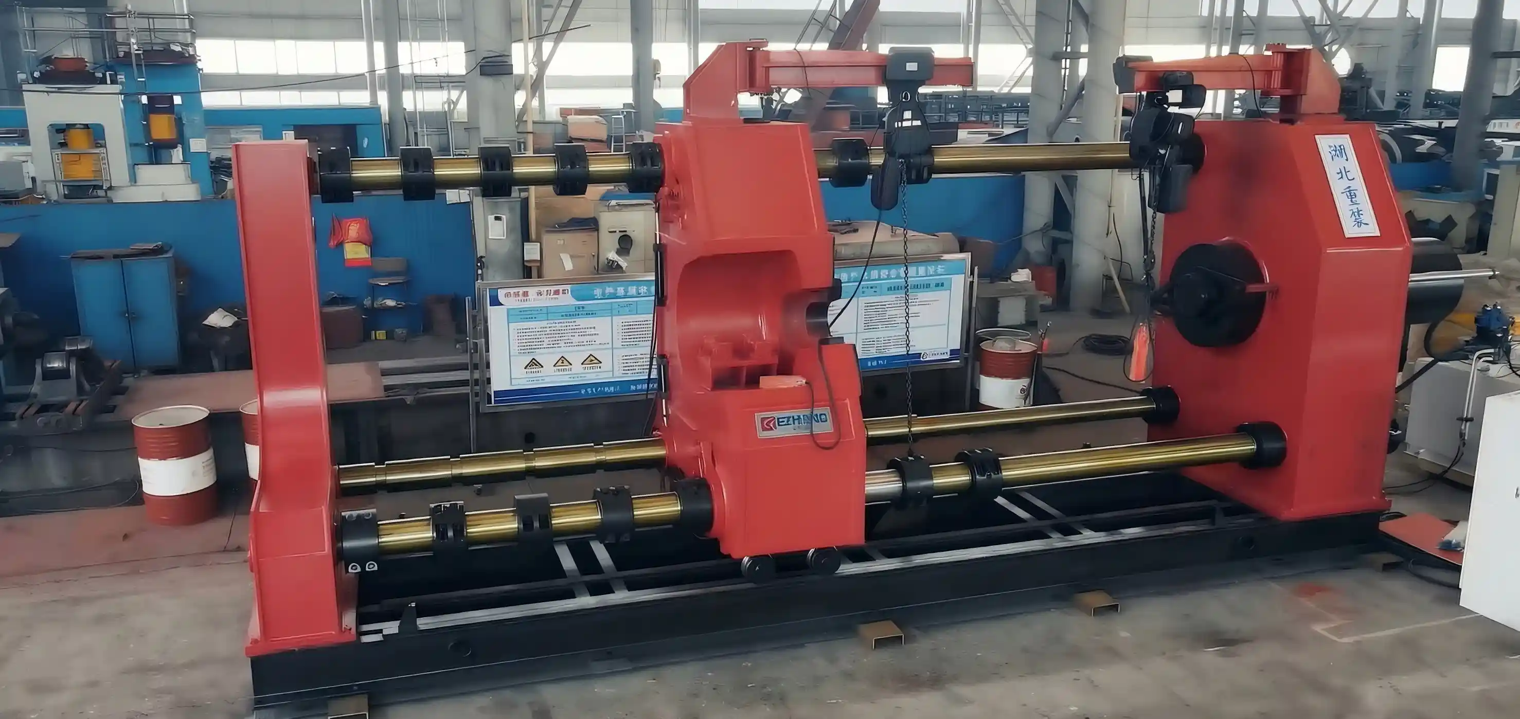 High-capacity horizontal hydraulic cylinder design