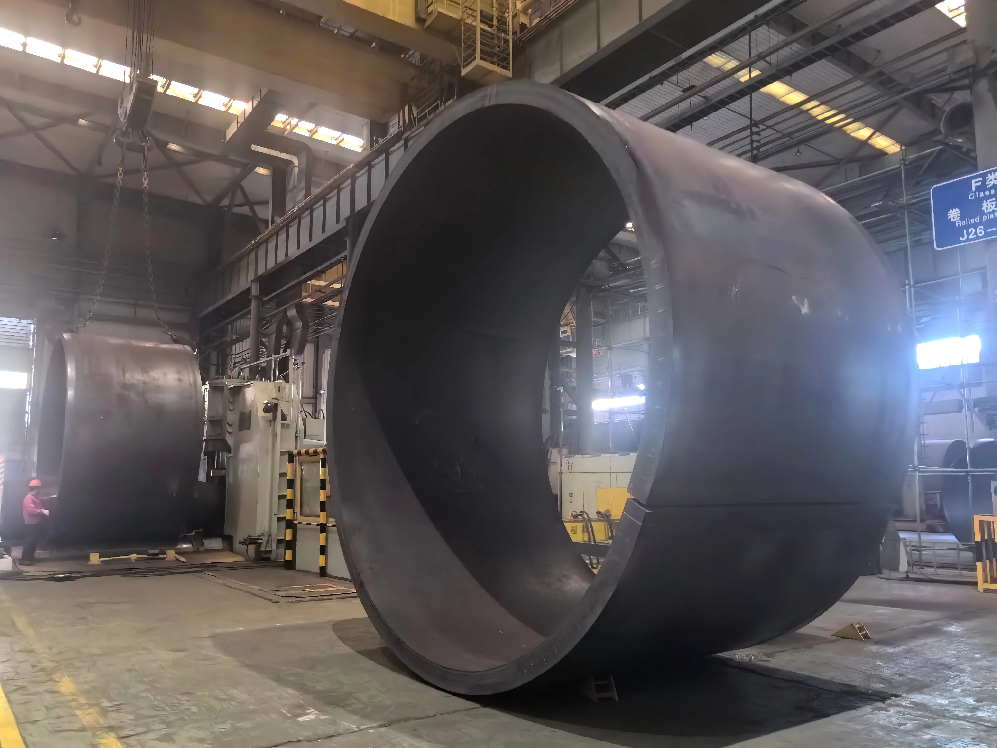 Ultra-heavy plate rolling capability