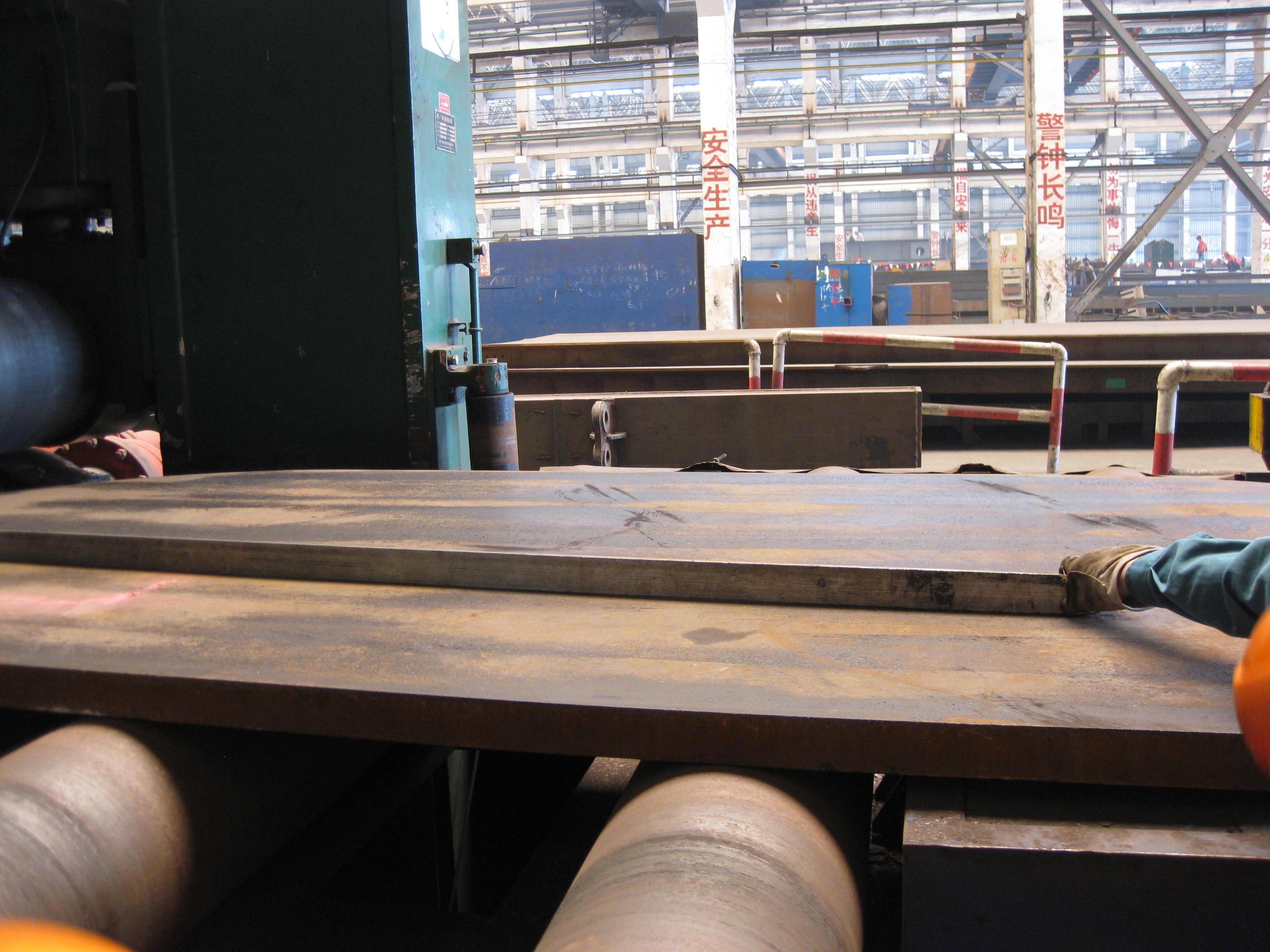 Linear decreasing pressure-reduction technology